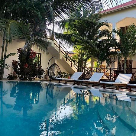 Cezere The Palm Hotel Paje Luaran gambar