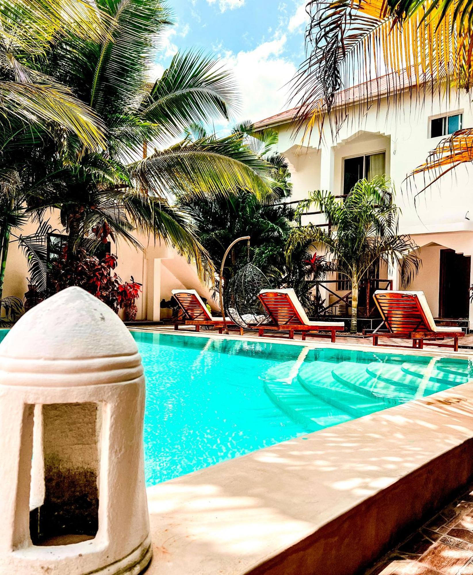 Cezere The Palm Hotel Paje Luaran gambar
