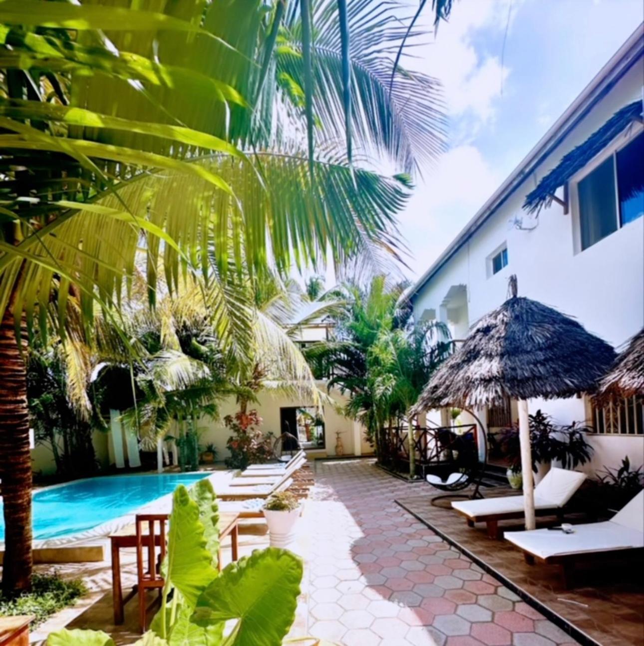 Cezere The Palm Hotel Paje Luaran gambar